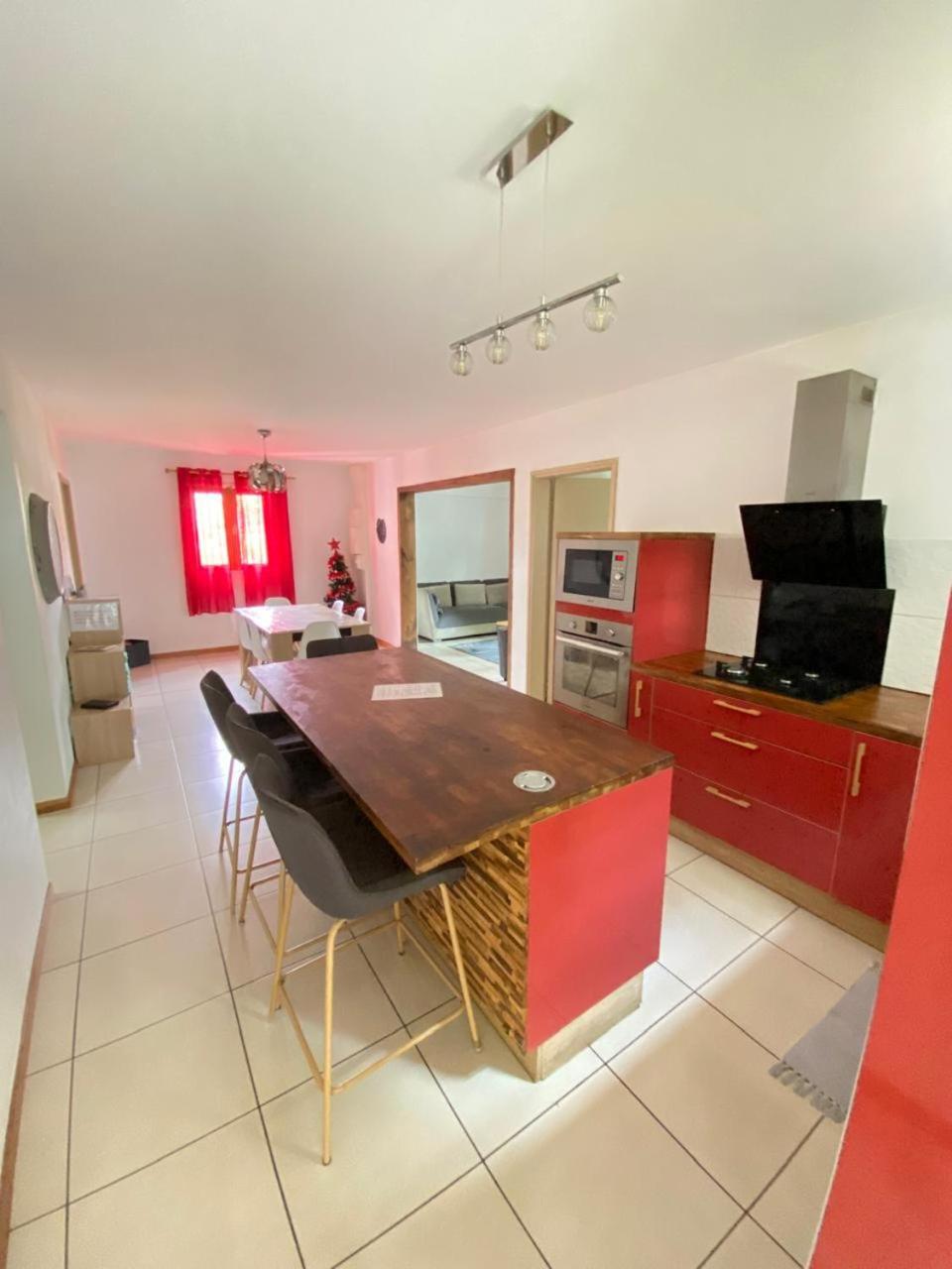 סן-פייר Villa Mahavel מראה חיצוני תמונה